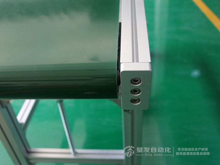 機(jī)械手配套標(biāo)準(zhǔn)高端帶平臺(tái)皮帶輸送機(jī) 機(jī)械手配套標(biāo)準(zhǔn)高端帶平臺(tái)皮帶輸送機(jī)