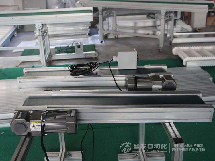 側裝直角電機小型皮帶輸送機 側裝直角電機小型皮帶輸送機