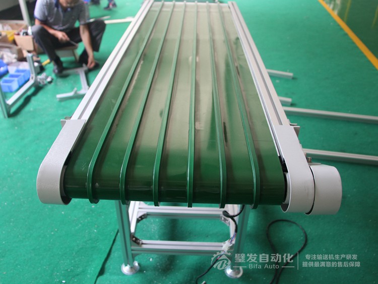 皮帶面加多導條皮帶標準小型輸送機 皮帶面加多導條皮帶標準小型輸送機