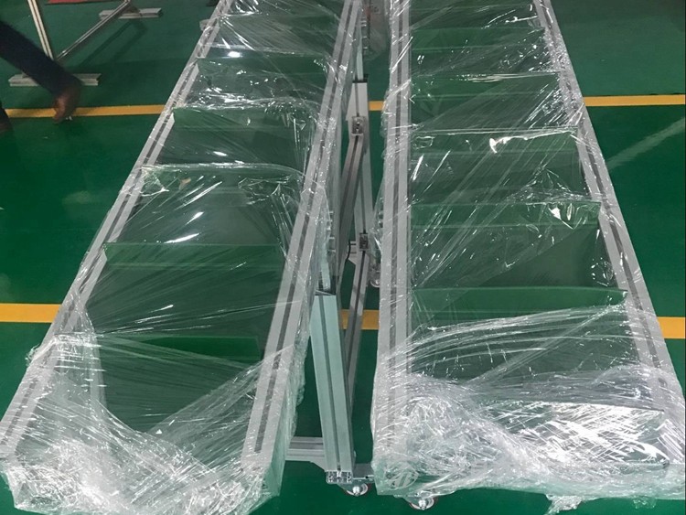 小型帶擋板爬坡輸送機 小型帶擋板爬坡輸送機