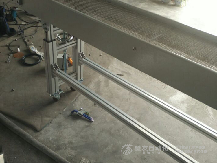 不銹鋼網帶輸送機 不銹鋼網帶輸送機