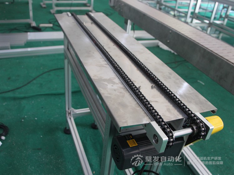 兩側(cè)加工作臺非標鏈條輸送機 兩側(cè)加工作臺非標鏈條輸送機